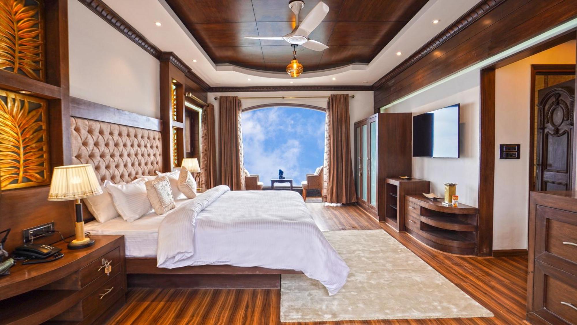 The Horizon Villa By Just Homestay Массури Экстерьер фото