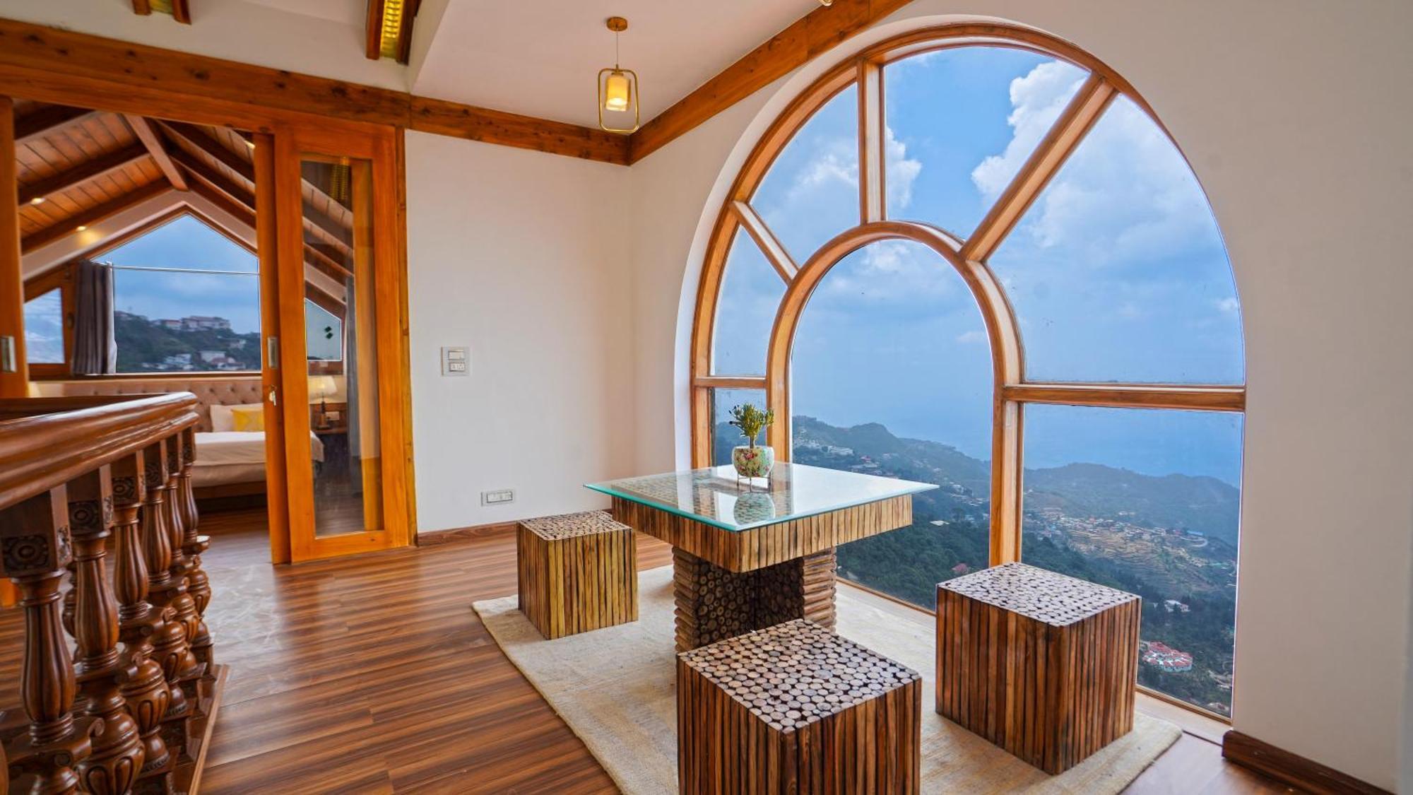 The Horizon Villa By Just Homestay Массури Экстерьер фото