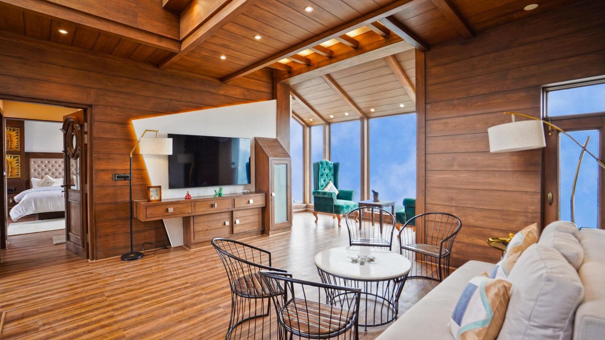 The Horizon Villa By Just Homestay Массури Экстерьер фото